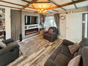 Lounge- click for photo gallery